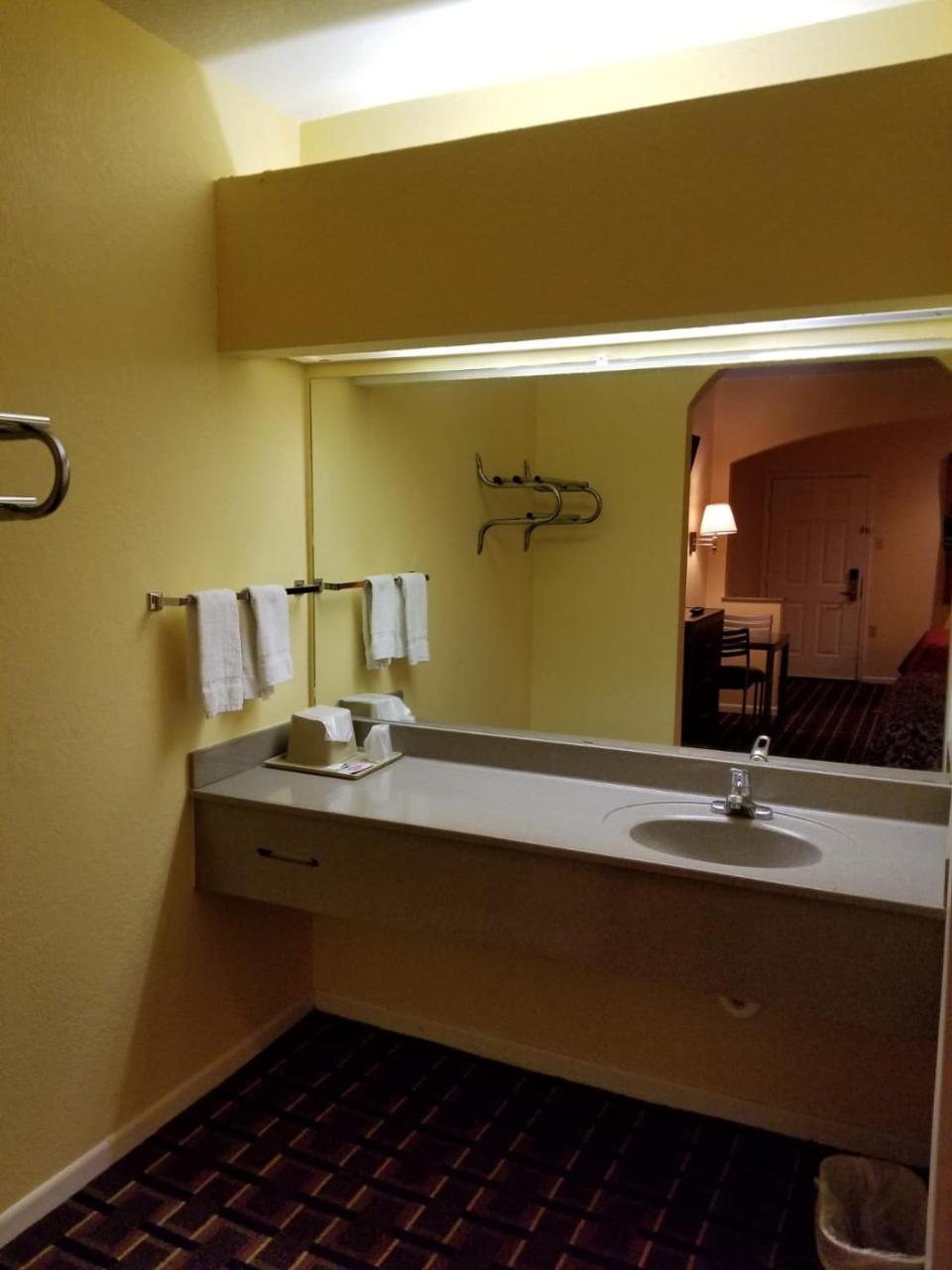 Texan Inn & Suites Houston Exterior photo